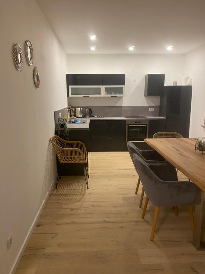 גראטקורן Apartment Mit Parkblick מראה חיצוני תמונה